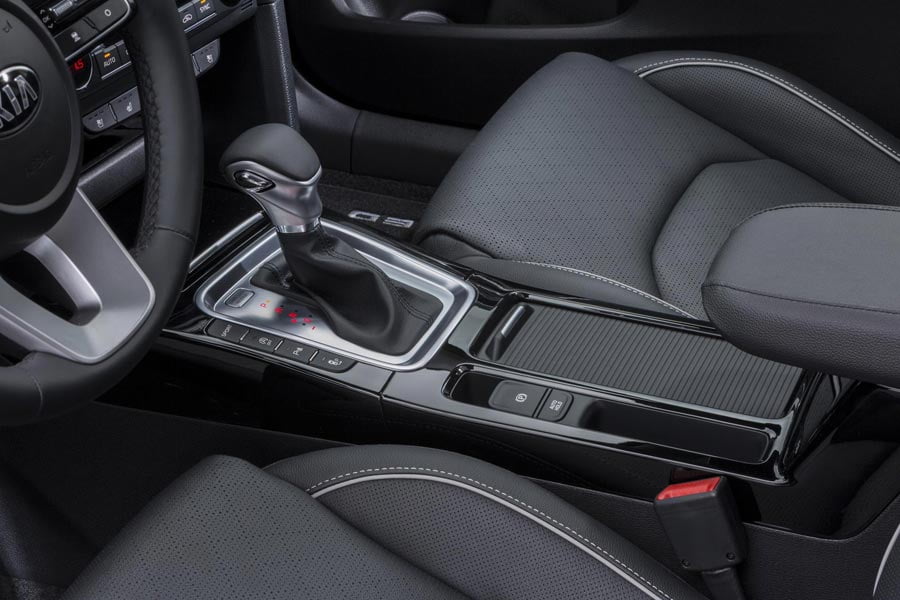 https://autogreeknews.gr/wp-content/uploads/2018/02/Kia-Ceed-Interior-004.jpg