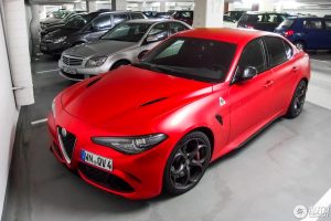alfa-giulia-qv-matte-red-(3)