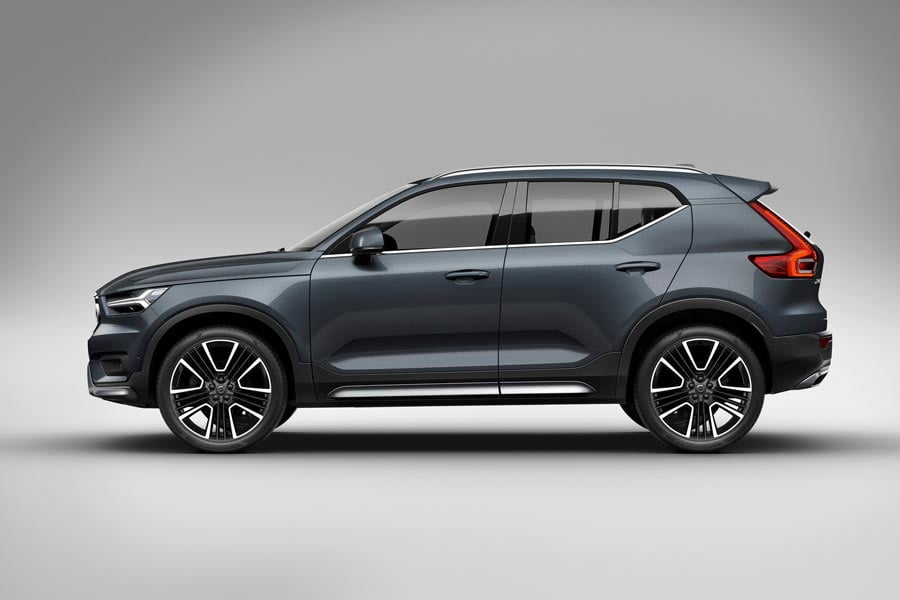 https://autogreeknews.gr/wp-content/uploads/2018/02/volvo-xc40-three-cylinder-engine-17.jpg