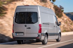 Νέο Mercedes Sprinter με πάνω από 1.700 εκδόσεις!