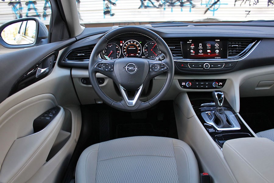 Δοκιμή Opel Insignia Grand Sport 1.6 CDTi 136 PS Auto