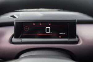 Citroen-C4-Cactus-2018-(16)