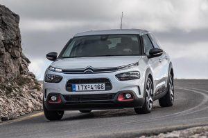 Citroen-C4-Cactus-2018-(24)
