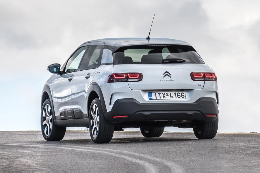 https://autogreeknews.gr/wp-content/uploads/2018/03/Citroen-C4-Cactus-2018-26.jpg