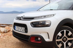 Citroen-C4-Cactus-2018 (5)