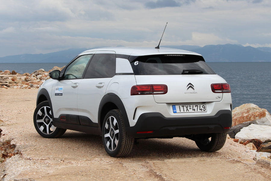 https://autogreeknews.gr/wp-content/uploads/2018/03/Citroen-C4-Cactus-2018-6.jpg
