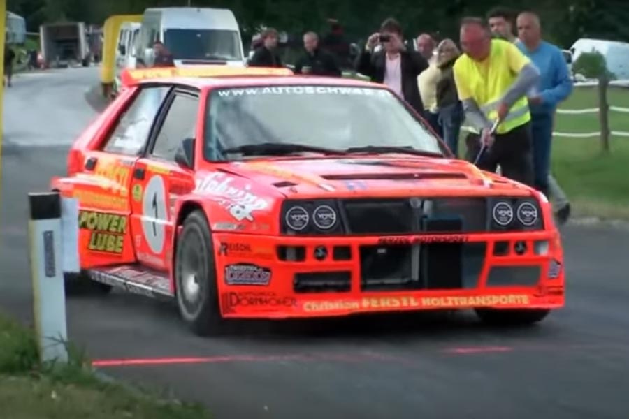 Lancia Delta «ουρλιάζουν» στα βουνά (+video)