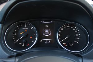 Nissan-Qashqai-1,6d-CVT (14)