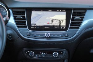 Opel-Crossland-X-1.2-110-auto (13)