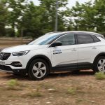 Opel Grandland X 1,6D (10)