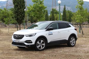 Opel Grandland X 1,6D (9)