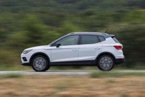 SEAT-Arona-053H_HQ