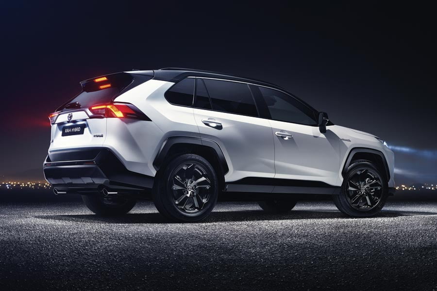 https://autogreeknews.gr/wp-content/uploads/2018/03/Toyota-RAV4-2018-6.jpg