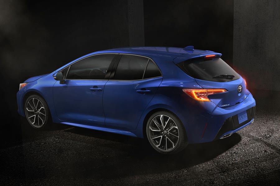 https://autogreeknews.gr/wp-content/uploads/2018/03/Toyota_Corolla_Hatchback-4.jpg