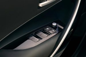 Toyota_Corolla_Hatchback (8)