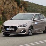 Hyundai-i30-Fastback-1,0T-120 (12)