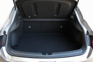 Hyundai-i30-Fastback-1,0T-120 (3)