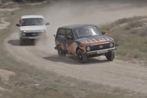 Max-Verstappen-&-Daniel-Ricciardo-Lada-Niva