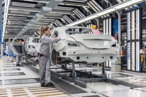 Mercedes-A-Class-2018-(1)