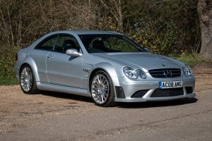 Mercedes-Benz-CLK63-AMG-(1)