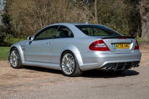 Mercedes-Benz-CLK63-AMG-(8)