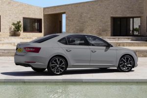 New-SKODA-Superb-Sportline-rear