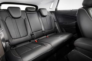 Opel-Grandland-X-Design-Line-(4)