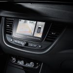 Opel-Grandland-X-Design-Line-(5)