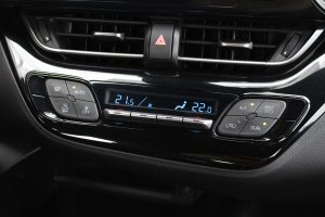 Toyota-C-HR-1,2T (11)