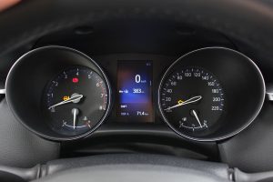 Toyota-C-HR-1,2T (12)