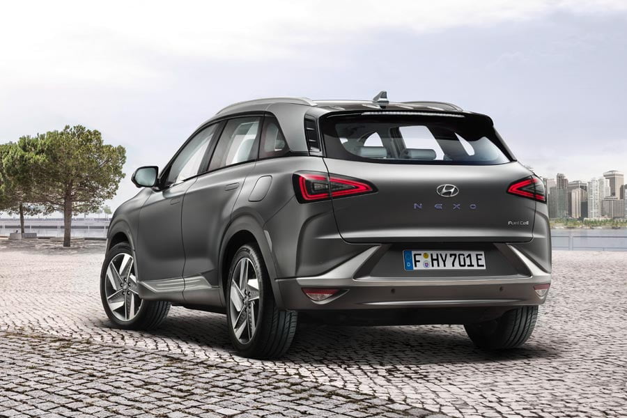 https://autogreeknews.gr/wp-content/uploads/2018/04/hyundai-nexo-2.jpg