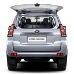 toyota-landcruiser-commercial-(6)