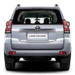 toyota-landcruiser-commercial-(7)