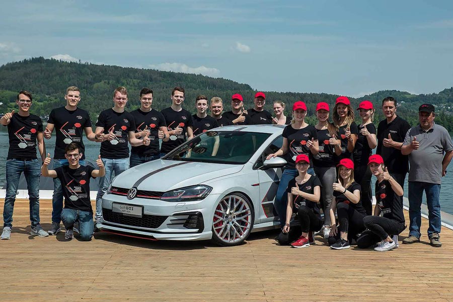 https://autogreeknews.gr/wp-content/uploads/2018/05/golf-gti-next-level-and-gol2.jpg