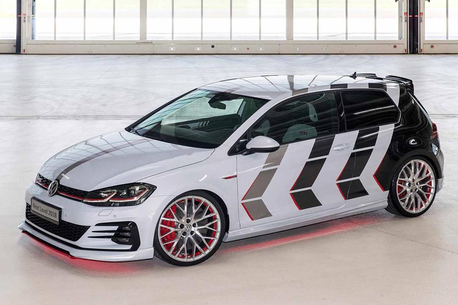 https://autogreeknews.gr/wp-content/uploads/2018/05/golf-gti-next-level-and-gol3.jpg