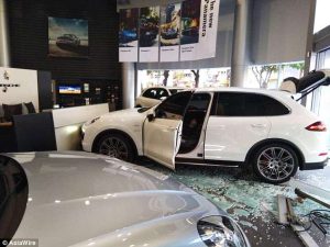 porschecrash