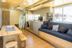 truck-surf-hotel-(10)