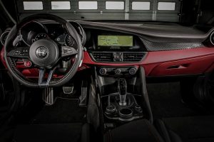 Alfa-Romeo-Stelvio-Quadrifoglio-NRING-Giulia-Quadrifoglio-NRING-(8)