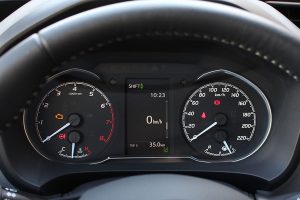 Toyota-Yaris-pinakas organon