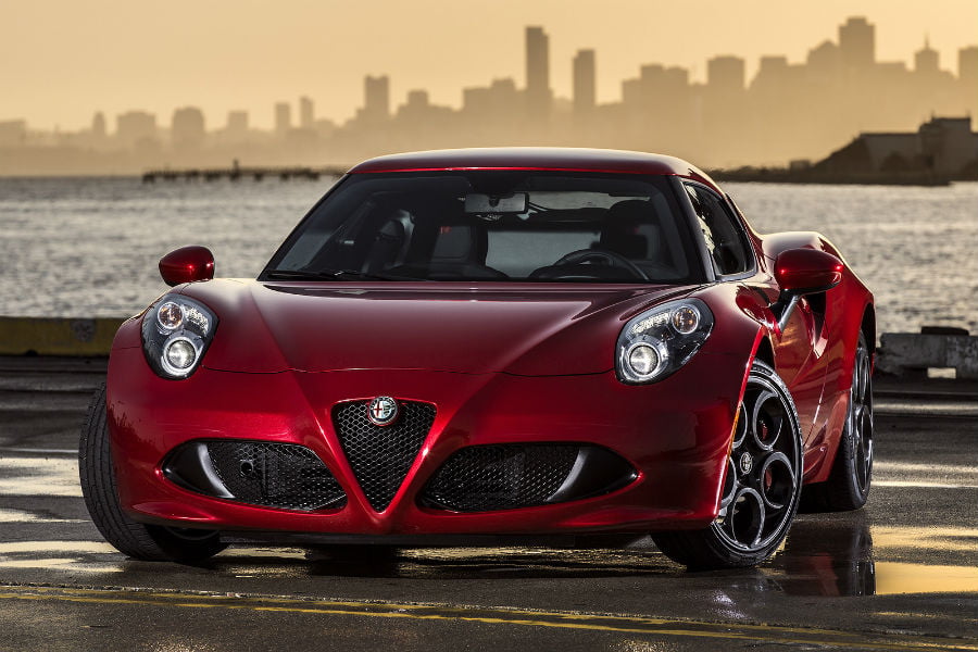 https://autogreeknews.gr/wp-content/uploads/2018/06/alfa-4c.jpg