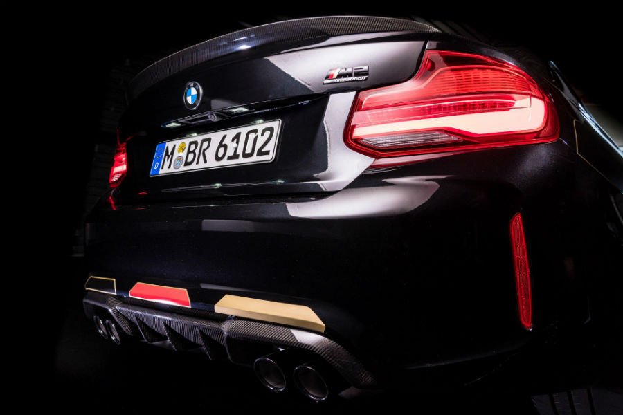 https://autogreeknews.gr/wp-content/uploads/2018/06/bmw-m2-german-team.jpg6_.jpg