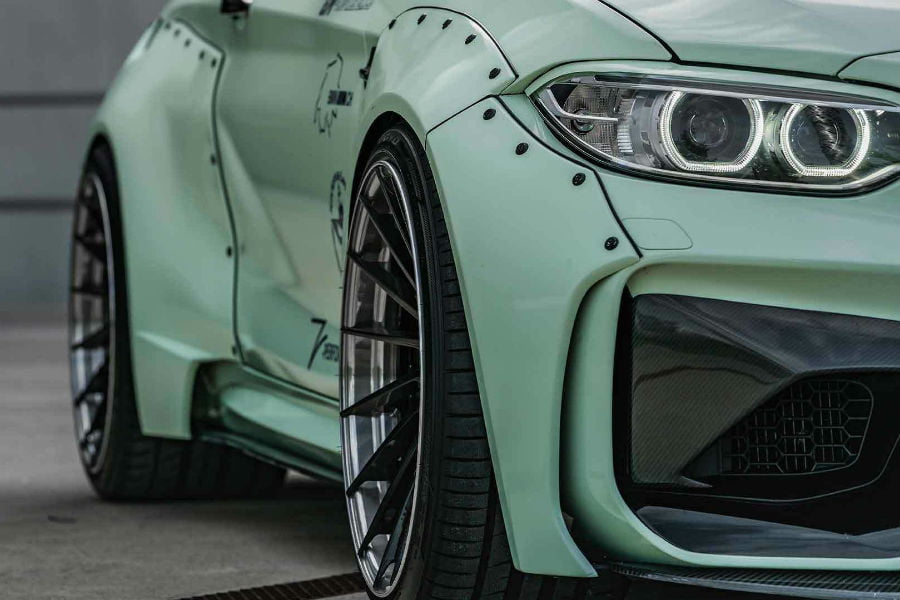 https://autogreeknews.gr/wp-content/uploads/2018/06/bmw-m2-z5.jpg