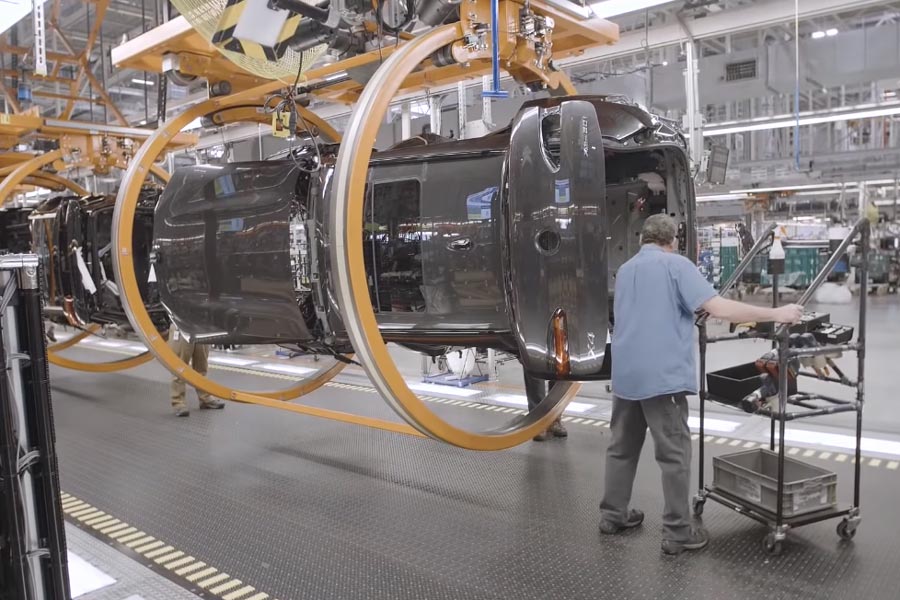 Πως κατασκευάζεται η νέα BMW X4 (+video)