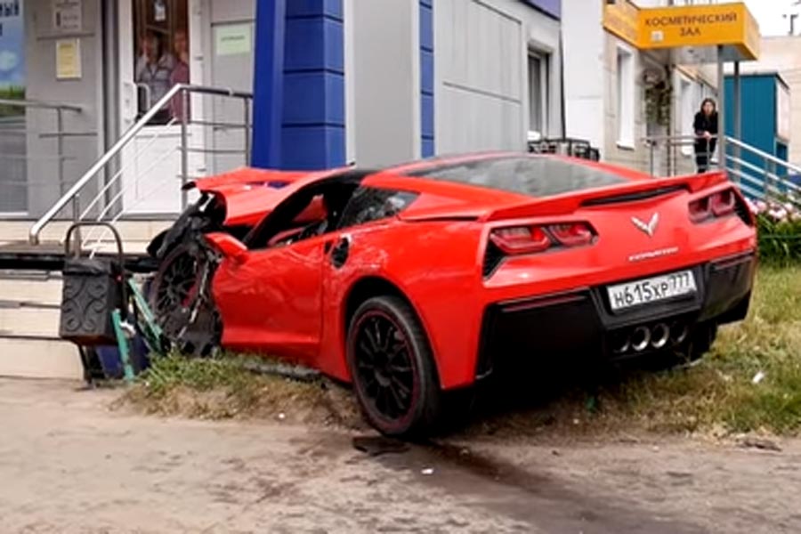 https://autogreeknews.gr/wp-content/uploads/2018/06/corvettedad.jpg