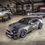 mustang top gun.jpg3