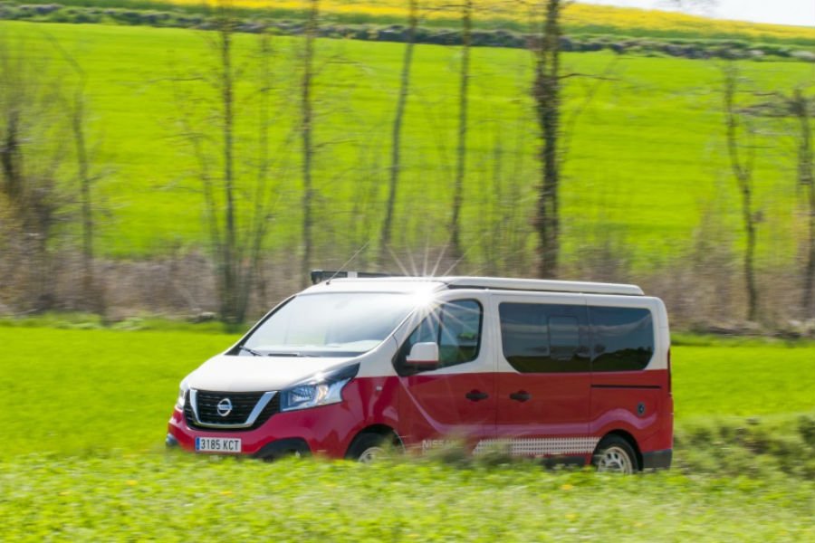 https://autogreeknews.gr/wp-content/uploads/2018/06/nissan-camper-7.jpg