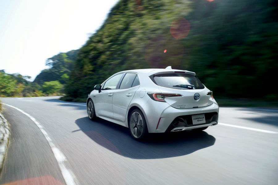 https://autogreeknews.gr/wp-content/uploads/2018/06/toyota-corolla-sport.jpg4_.jpg