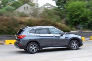 BMW X1 sDrive 18i (2)