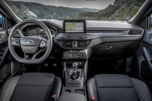 FORD_FOCUS_2018-(2)