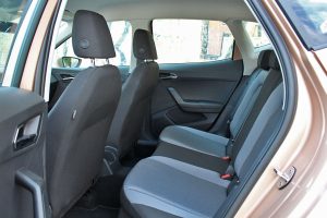 SEAT Arona 1.6 TDI 95 PS (5)